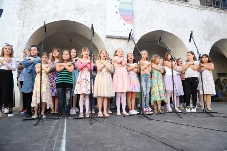 Območna revija otroških in mladinskih pevskih zborov občin Kamnik in Komenda (18)